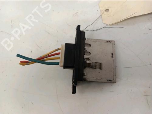 Varmeblæsermodstand NISSAN MICRA III (K12) 1.2 16V (80 hp) 31845627