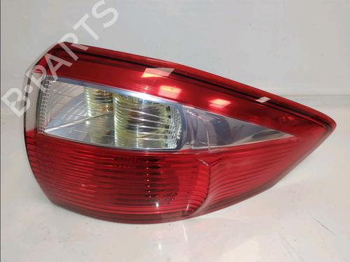right-taillight-ford-c-max-ii-dxacb7-dxaceu-2010-2011-2012-2013-2014-2015-2016-2017-2018-2019-40172441 main image