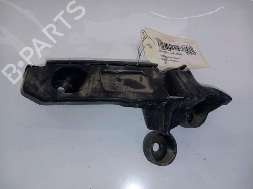 Used Rear bumper bracket Rear bumper bracket 30420550 30420550