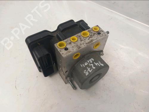Used ABS pump RENAULT CLIO IV (BH_) 1.5 dCi 90 (90 hp) 32310655