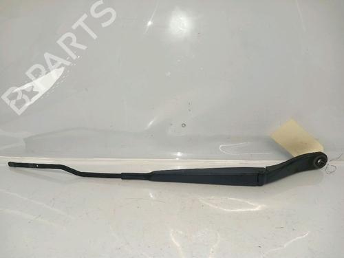 Used Front windshield wiper arm CITROËN C3 II (SC_) 1.6 HDi (92 hp) 30431118