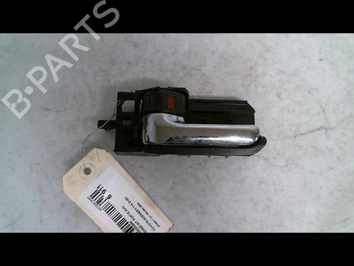 Used Front left interior door handle TOYOTA AVENSIS (_T25_) 2.0 D-4D (CDT250_, CDT250R) (116 hp) 30433541