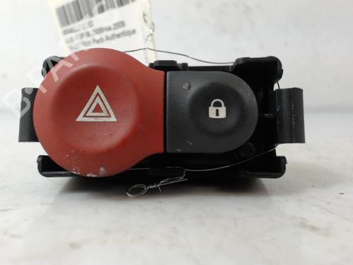 Used Warning switch RENAULT CLIO III (BR0/1, CR0/1) 1.5 dCi (C/BR0G, C/BR1G) (68 hp) 30421738