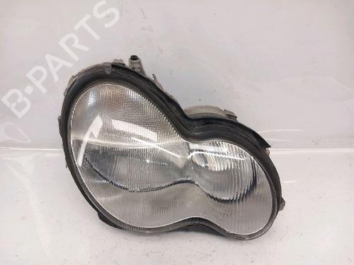 Used Right headlight MERCEDES-BENZ C-CLASS (W203) C 220 CDI (203.006, 203.008) (143 hp) 30428724