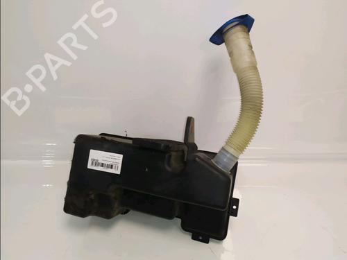 windscreen-washer-tank-vw-tiguan-5n_-2007-2008-2009-2010-2011-2012-2013-2014-2015-2016-2017-2018-36374086 main image