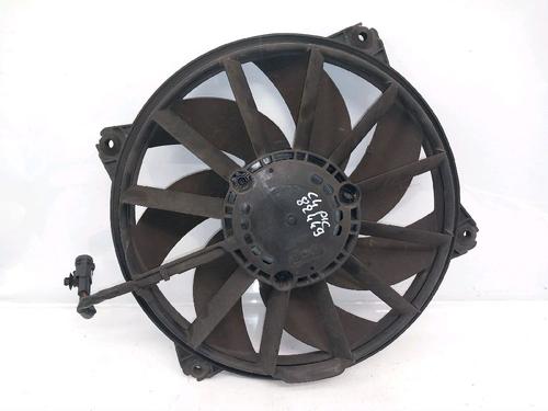 Radiator fan CITROËN C4 Picasso I MPV (UD_) 2.0 HDi 165 | BP30430572M35