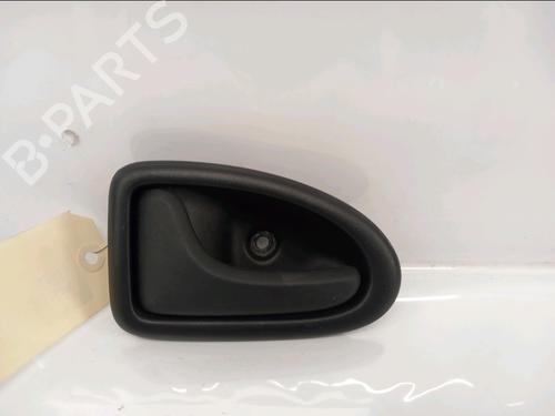 Used Rear left interior door handle RENAULT CLIO II (BB_, CB_) 1.2 (BB0A, BB0F, BB10, BB1K, BB28, BB2D, BB2H, CB0A,... (58 hp) 30423758