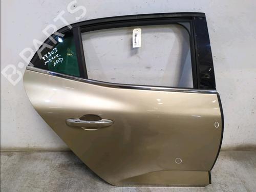 right-rear-door-renault-megane-iv-hatchback-b9amn_-2015-33230919 main image