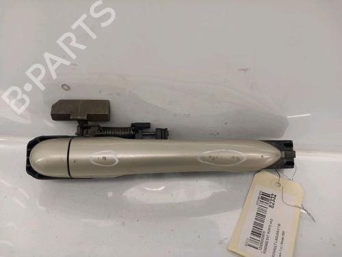 Høyre foran utvendig håndtak RENAULT LAGUNA II (BG0/1_) 1.8 16V (BG04, BG0B, BG0C, BG0V) (117 hp) 30416919