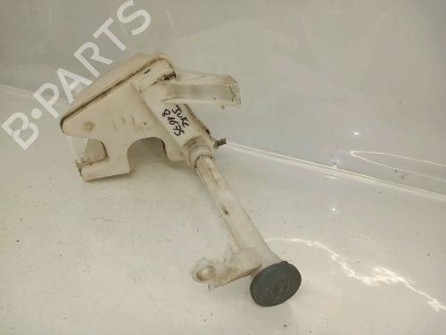 windscreen-washer-tank-nissan-juke-f15-2010-2011-2012-2013-2014-2015-2016-2017-2018-2019-30417618 main image