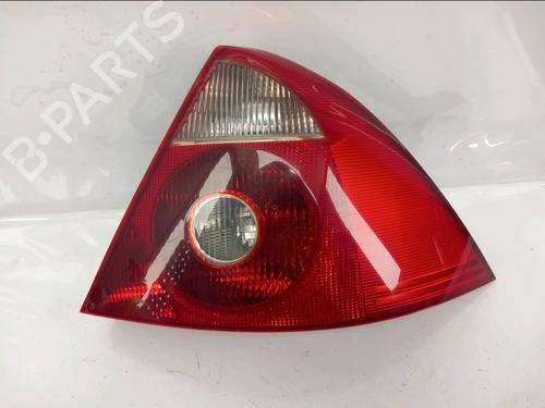 Used Right taillight FORD MONDEO III Saloon (B4Y) 2.0 16V TDDi / TDCi (115 hp) 31913864