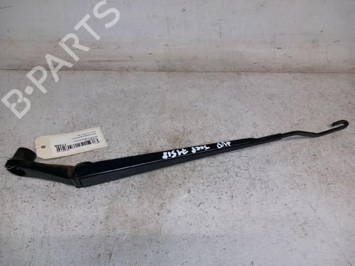 Used Front windshield wiper arm JEEP GRAND CHEROKEE III (WH, WK) 3.0 CRD 4x4 (218 hp) 30428157