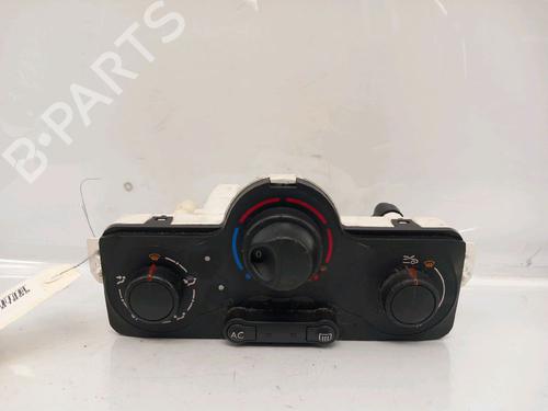 Used Climate control RENAULT CLIO III (BR0/1, CR0/1) 1.5 dCi (75 hp) 30414582