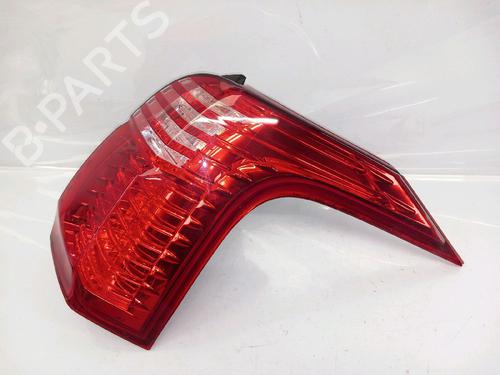 Used Right taillight PEUGEOT 5008 (0U_, 0E_) 1.6 HDi (112 hp) 30422460