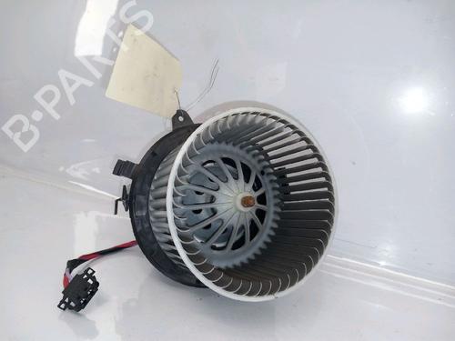 Used Heater blower motor PEUGEOT 208 II (UB_, UP_, UW_, UJ_) 1.2 PureTech 100 (101 hp) 30434386