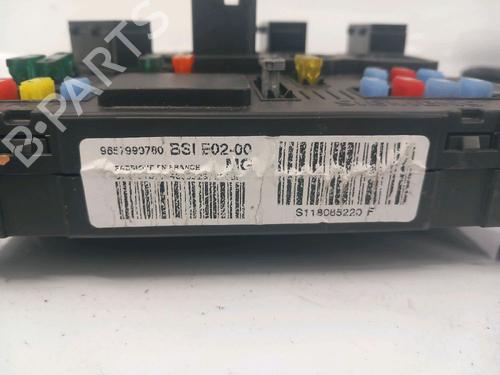 Fuse box PEUGEOT 206+ (2L_, 2M_) 1.4 i (2LKFWA, 2MKFWA) | BP30421922E1