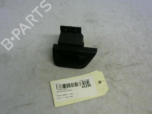 Used Card reader BMW 1 (E87) 118 d (122 hp) 30414666