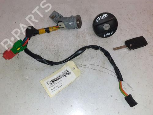 Used Electronic module PEUGEOT 1007 (KM_) 1.4 HDi (68 hp) 30414294
