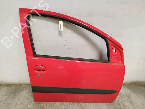 Used Right front door TOYOTA AYGO (_B1_) 1.4 D-4D (WNB10_, WNB10R) (54 hp) 30422735