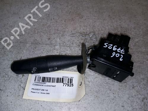 Used Steering column stalk PEUGEOT 206 Hatchback (2A/C) 1.6 i (89 hp) 30428440