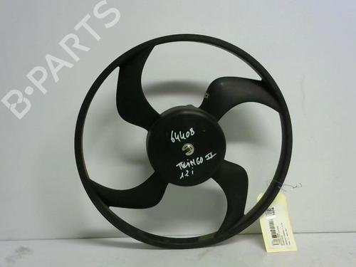 Used Radiator fan RENAULT TWINGO II (CN0_) 1.2 16V (CN04, CN0B) (75 hp) 30417815