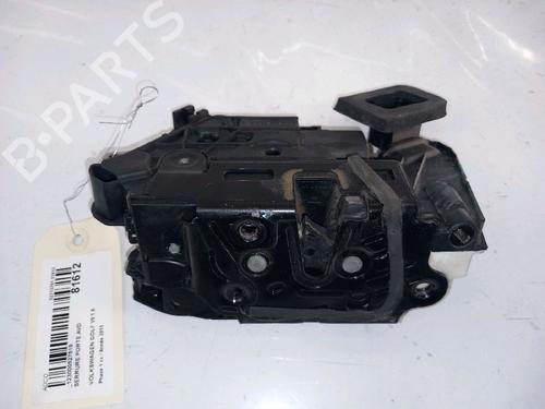 front-right-lock-vw-golf-vii-variant-ba5-bv5-2013-2014-2015-2016-2017-2018-2019-2020-2021-2022-30434086 main image