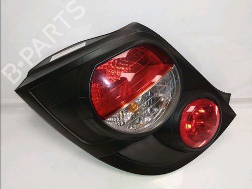 Used Left taillight Left taillight CHEVROLET AVEO Hatchback (T300) 1.2 (86 hp) 40278390 40278390