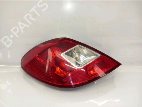 Używane Lampa tylna lewa OPEL CORSA D (S07) 1.2 (L08, L68) (80 hp) 30426115