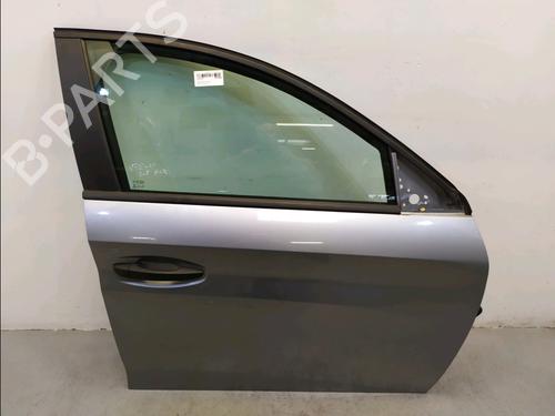 Used Right front door Right front door 39609007 39609007