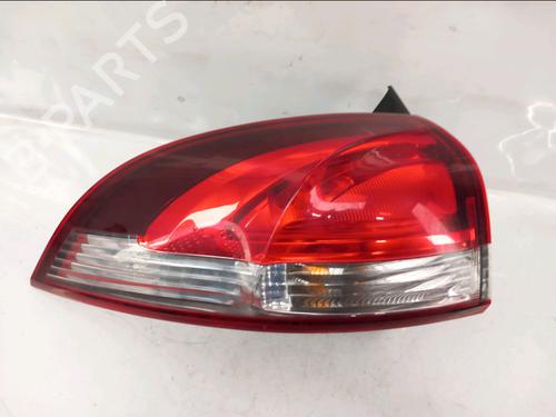 left-taillight-renault-clio-iv-grandtour-kh_-2012-2013-2014-2015-2016-2017-2018-2019-2020-2021-32226278 main image