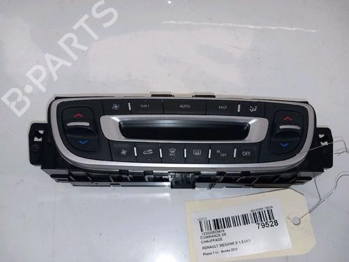 Used Climate control RENAULT MEGANE III Hatchback (BZ0/1_, B3_) 1.5 dCi (106 hp) 30419336