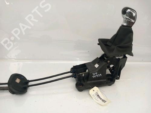 Gearstang PEUGEOT 208 I (CA_, CC_) 1.4 HDi (68 hp) 30418260