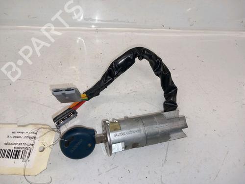 Clé de contact RENAULT TWINGO I (C06_) 1.2 (C063, C064) (55 hp) 30422557