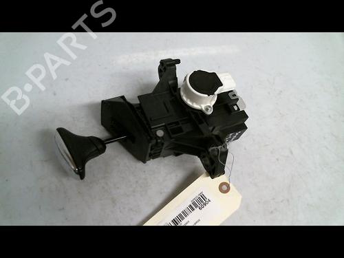 Used Gear lever LEXUS CT (ZWA10_) 200h (ZWA10_) (99 hp) 30432515