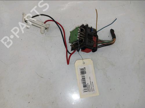 heater-resistor-renault-kangoo-kc01_-1997-32655049 main image
