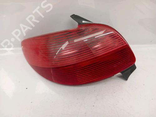 Feu arrière gauche PEUGEOT 206 Hatchback (2A/C) 2.0 HDI 90 (90 hp) 30419617