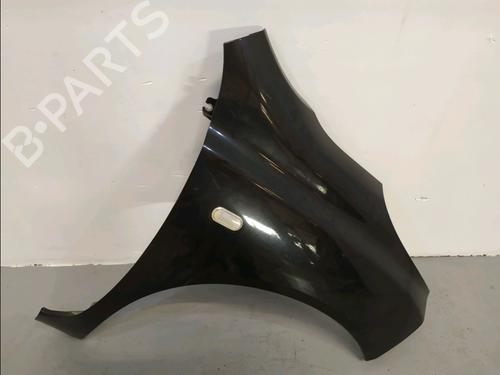 Used Right front fenders Right front fenders 37257247 37257247