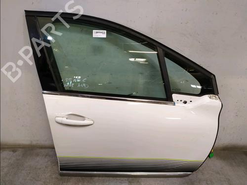 right-front-door-peugeot-2008-i-cu_-2013-33111677 main image