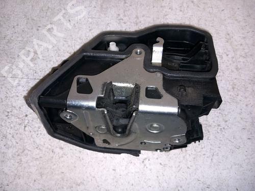 Venstre bagtil lås BMW X1 (E84) xDrive 18 d (143 hp) 30431834