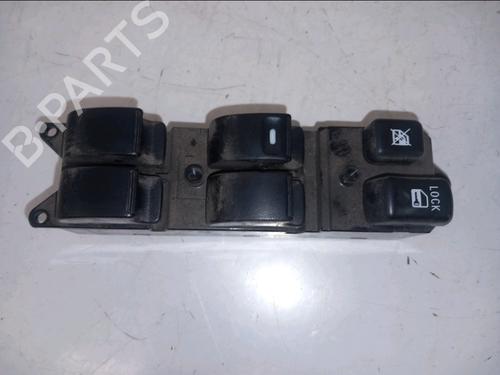 Left front window switch MITSUBISHI LANCER VIII Sportback (CX_A) 2.0 DI-D (CX8A) | BP32401938I27