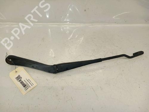 front-windshield-wiper-arm-mercedes-benz-c-class-w203-2000-2001-2002-2003-2004-2005-2006-2007-30428725 main image