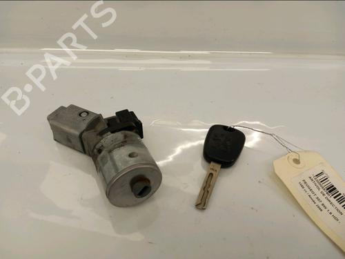 Used Ignition barrel PEUGEOT 307 Break (3E) 1.6 HDi (90 hp) 30422581