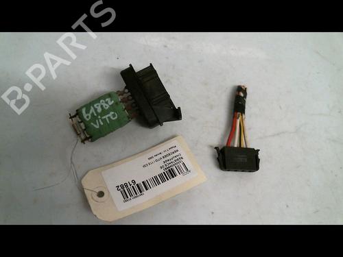 Used Heater resistor MERCEDES-BENZ VITO Van (W638) 112 CDI 2.2 (638.094) (122 hp) 30425506