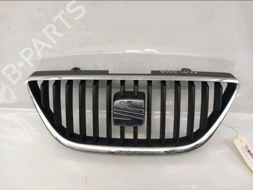 grille-seat-ibiza-iv-6j5-6p1-2008-2009-2010-2011-2012-2013-2014-2015-2016-2017-31798687 main image