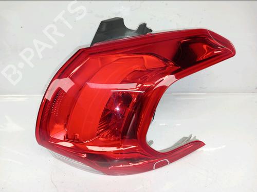 Used Right taillight PEUGEOT 2008 I (CU_) 1.2 VTi (82 hp) 30632996