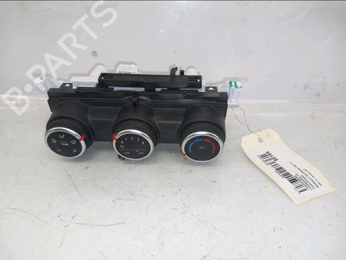 Used Climate control RENAULT EXPRESS Box Body/MPV 1.5 Blue dCi 75 (F6AA) (75 hp) 32975585