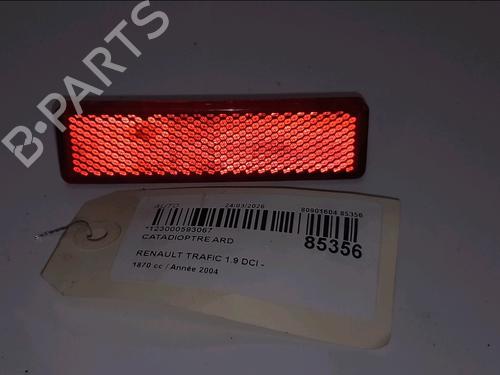 Used Rear bumper right light Rear bumper right light RENAULT TRAFIC II Bus (JL) 1.9 dCI 80 (JL0B) (82 hp) 33713644 33713644