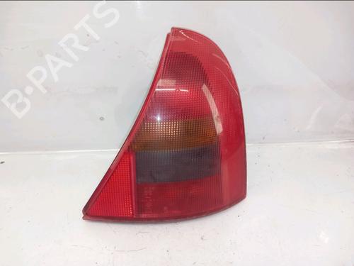Højre baglygte RENAULT CLIO II (BB_, CB_) 1.4 16V (B/CB0P, BB13) (98 hp) 32975828