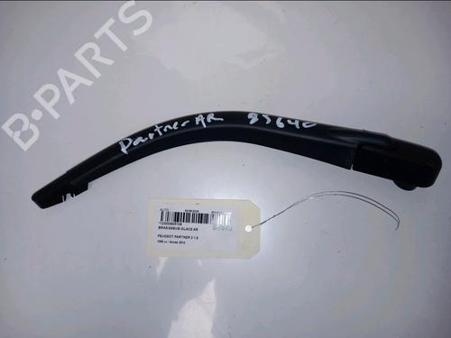 Used Rear windshield wiper arm Rear windshield wiper arm PEUGEOT PARTNER Box Body/MPV 1.6 BlueHDi 100 (100 hp) 36450492 36450492