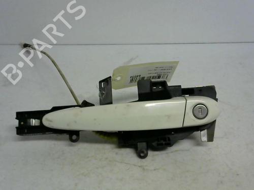 Venstre fortil udvendigt håndtag BMW 1 (E81) 120 d (177 hp) 30434037